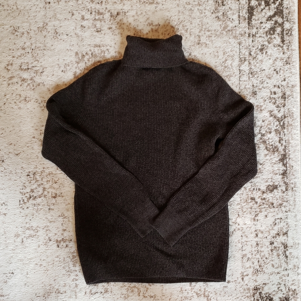 American Eagle Knit Turtleneck Sweater L